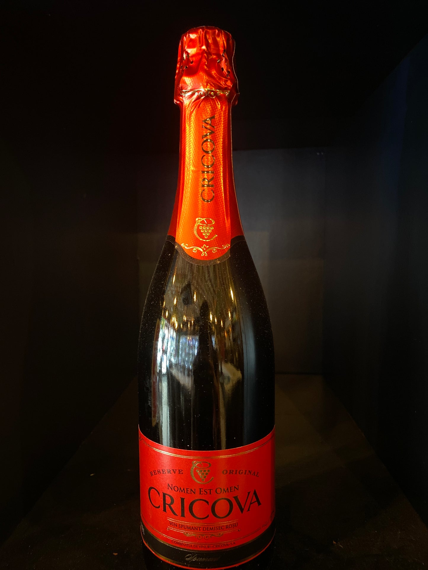 Cricova Red Semidry Sparkling Wine