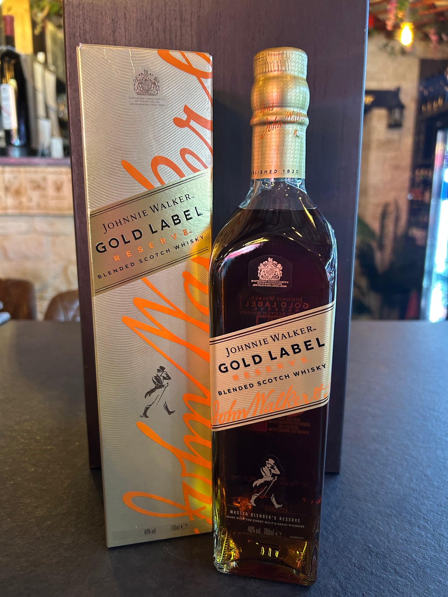 Johnnie Walker Gold Label Reserve
